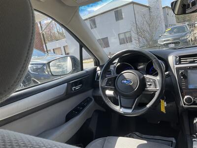 2018 Subaru Outback 2.5i Premium   - Photo 17 - Acton, MA 01720