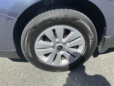 2018 Subaru Outback 2.5i Premium   - Photo 9 - Acton, MA 01720