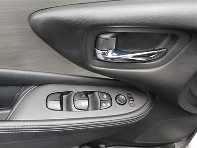 2017 Nissan Murano SV   - Photo 13 - Acton, MA 01720