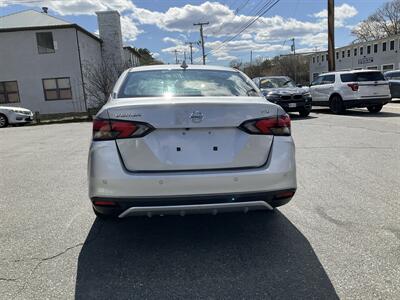 2021 Nissan Versa SV   - Photo 6 - Acton, MA 01720