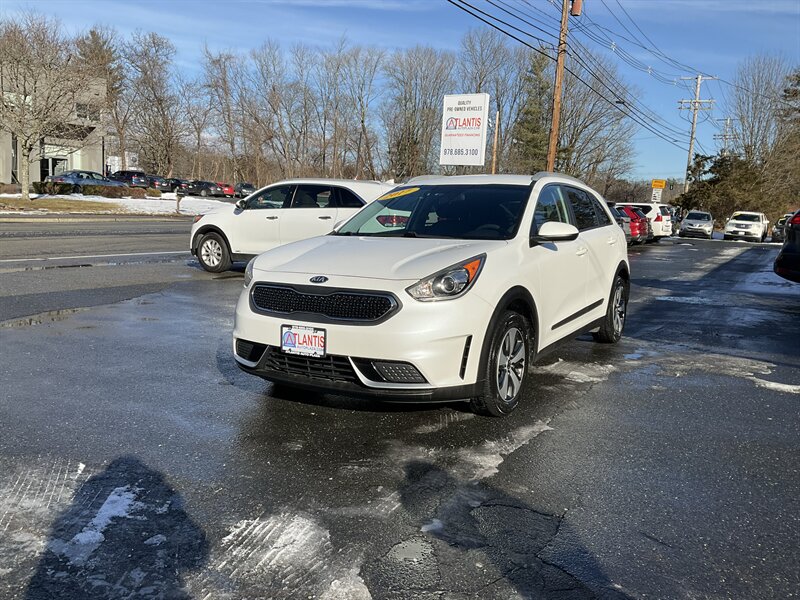 2017 Kia Niro LX   - Photo 1 - Acton, MA 01720