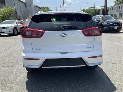 2017 Kia Niro LX - Photo 6 - Acton, MA 01720