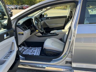 2016 Hyundai SONATA Sport   - Photo 13 - Acton, MA 01720