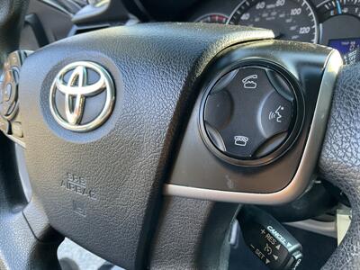 2014 Toyota Camry LE   - Photo 26 - Acton, MA 01720