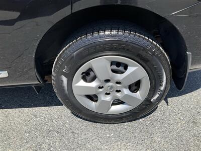 2015 Nissan Rogue Select S - Photo 8 - Acton, MA 01720
