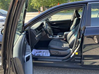 2017 Toyota Camry SE   - Photo 15 - Acton, MA 01720