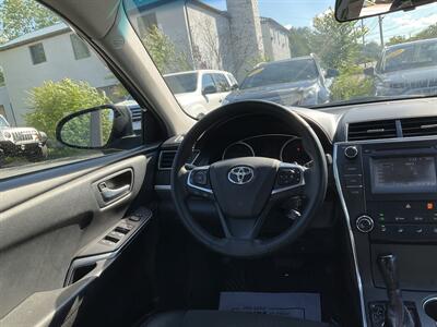 2017 Toyota Camry SE   - Photo 14 - Acton, MA 01720