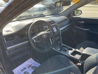 2017 Toyota Camry SE   - Photo 16 - Acton, MA 01720