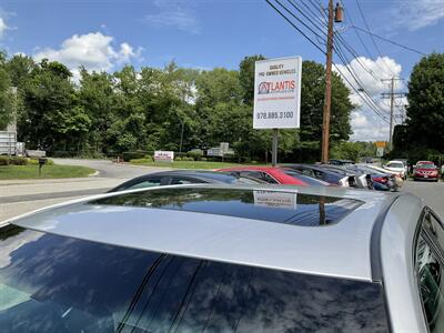 2013 Toyota Camry XLE - Photo 9 - Acton, MA 01720