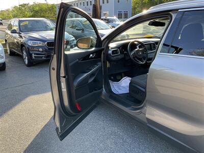 2017 Kia Sorento LX   - Photo 18 - Acton, MA 01720