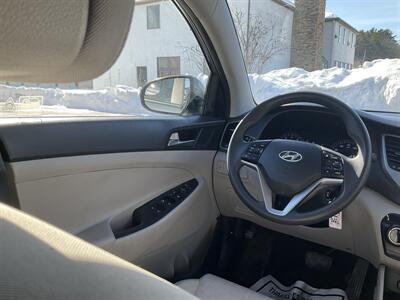 2018 Hyundai TUCSON SE - Photo 16 - Acton, MA 01720