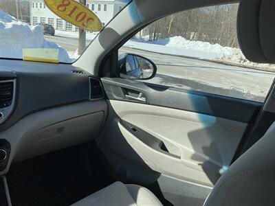 2018 Hyundai TUCSON SE - Photo 17 - Acton, MA 01720