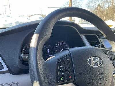 2018 Hyundai TUCSON SE - Photo 20 - Acton, MA 01720