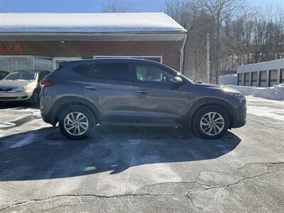 2018 Hyundai TUCSON SE - Photo 4 - Acton, MA 01720