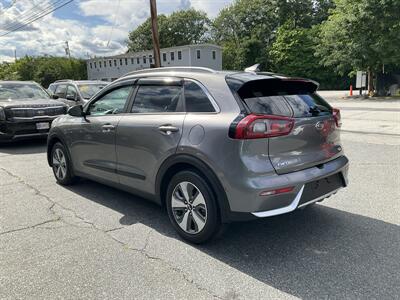2017 Kia Niro LX   - Photo 7 - Acton, MA 01720