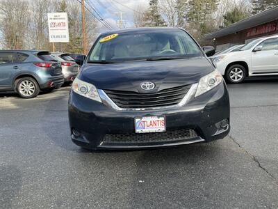 2014 Toyota Sienna LE 7-Passenger   - Photo 2 - Acton, MA 01720