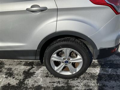 2015 Ford Escape SE   - Photo 10 - Acton, MA 01720