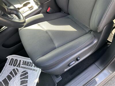 2017 Nissan Pathfinder SV   - Photo 21 - Acton, MA 01720