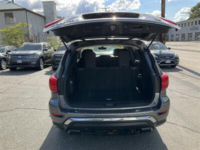2017 Nissan Pathfinder SV   - Photo 12 - Acton, MA 01720