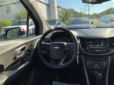 2017 Chevrolet Trax LS - Photo 15 - Acton, MA 01720