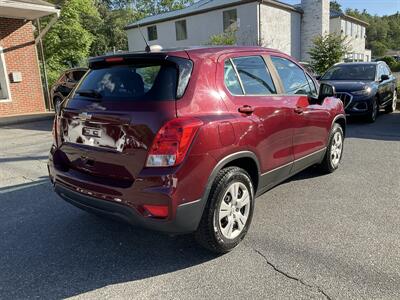 2017 Chevrolet Trax LS - Photo 5 - Acton, MA 01720