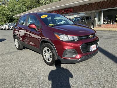 2017 Chevrolet Trax LS - Photo 3 - Acton, MA 01720