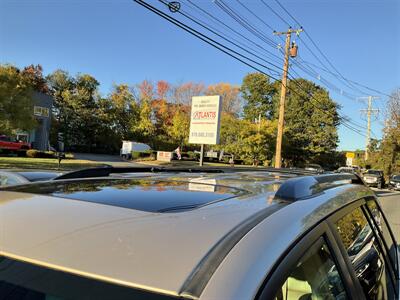 2013 Toyota Highlander SE   - Photo 9 - Acton, MA 01720