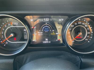 2018 Jeep Wrangler Unlimited Sahara   - Photo 28 - Acton, MA 01720