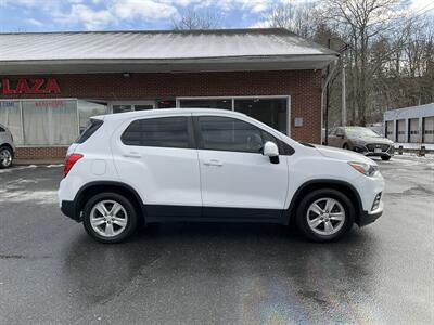 2020 Chevrolet Trax LS   - Photo 4 - Acton, MA 01720