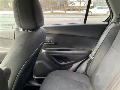 2020 Chevrolet Trax LS   - Photo 12 - Acton, MA 01720