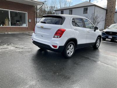 2020 Chevrolet Trax LS   - Photo 5 - Acton, MA 01720