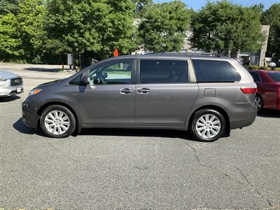 2017 Toyota Sienna LE 7-Passenger - Photo 8 - Acton, MA 01720