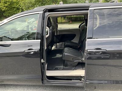 2020 Chrysler Voyager LXi - Photo 13 - Acton, MA 01720
