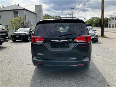 2020 Chrysler Voyager LXi - Photo 6 - Acton, MA 01720