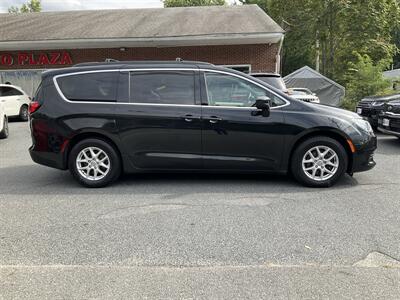 2020 Chrysler Voyager LXi - Photo 4 - Acton, MA 01720