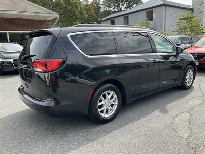 2020 Chrysler Voyager LXi - Photo 5 - Acton, MA 01720