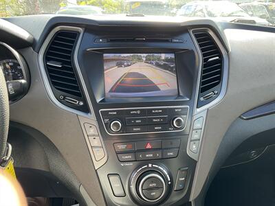 2017 Hyundai SANTA FE SE   - Photo 22 - Acton, MA 01720