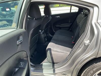 2012 Dodge Charger SE   - Photo 8 - Acton, MA 01720