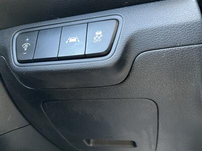 2019 Kia Forte LXS   - Photo 18 - Acton, MA 01720