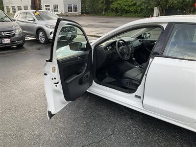 2014 Volkswagen Jetta SE PZEV - Photo 16 - Acton, MA 01720
