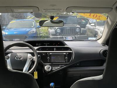 2015 Toyota Prius c Two   - Photo 11 - Acton, MA 01720
