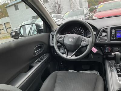 2016 Honda HR-V LX - Photo 14 - Acton, MA 01720