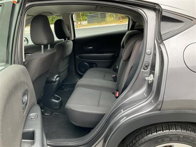 2016 Honda HR-V LX - Photo 10 - Acton, MA 01720