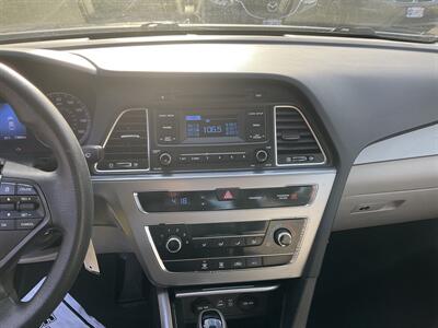 2015 Hyundai SONATA SE   - Photo 19 - Acton, MA 01720