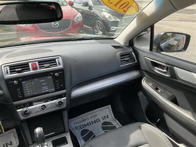 2015 Subaru Legacy 2.5i Premium - Photo 18 - Acton, MA 01720