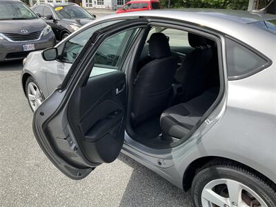 2015 Dodge Dart SXT - Photo 11 - Acton, MA 01720