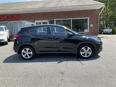 2022 Honda HR-V LX   - Photo 4 - Acton, MA 01720