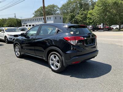 2022 Honda HR-V LX   - Photo 8 - Acton, MA 01720