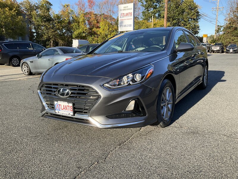 2018 Hyundai SONATA SE - Photo 1 - Acton, MA 01720