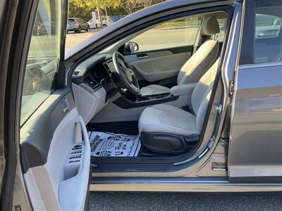2018 Hyundai SONATA SE   - Photo 13 - Acton, MA 01720